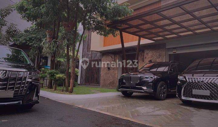 Rumah bagus modern ,lokasi bagus dikomplek elite Patraland jaksel 2