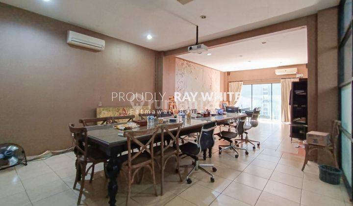 Mini Building Cocok buat usaha & kantor area Ampera Raya 2