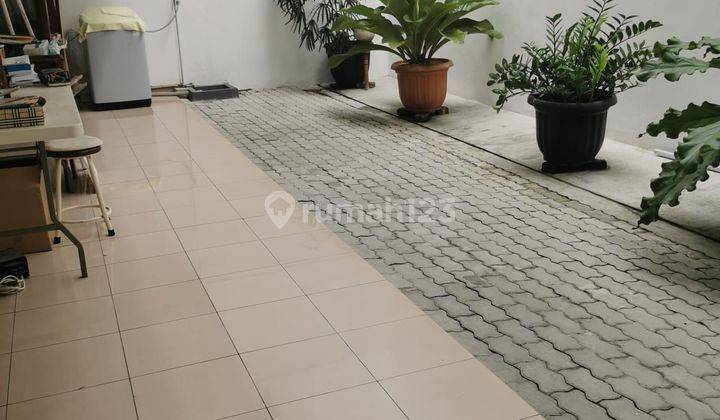 Rumah asri dekat taman area brawijaya, kebayoran baru LT430 2