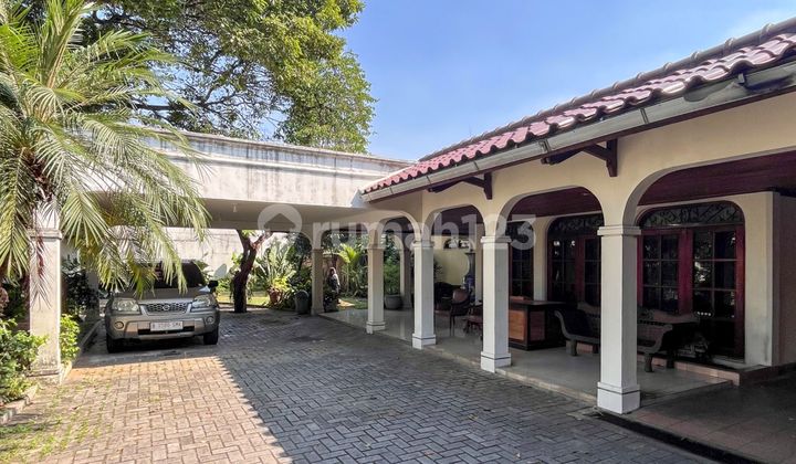 Rumah Lama Hitung Tanah Luas, Jalan Utama Jarang Ada Dikemang