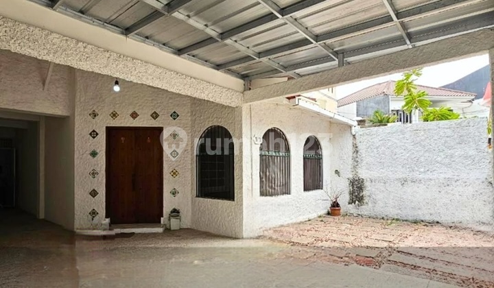 Very cheap fast Juak! in Lebak Lestari complex near Mrt Lebak Bulus