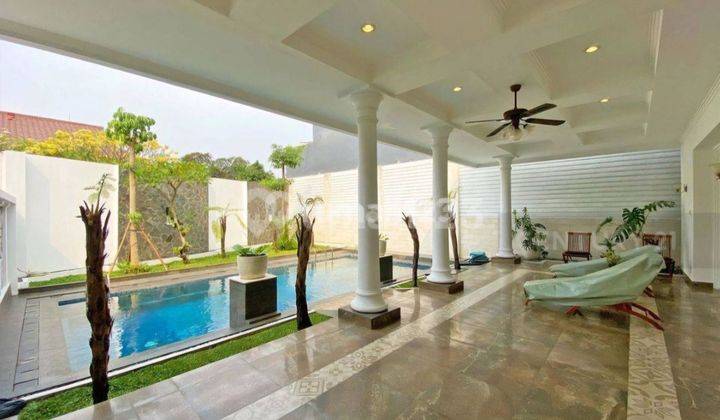 North Kemang Beauty White Stunning House Elegant Style For Rent 1