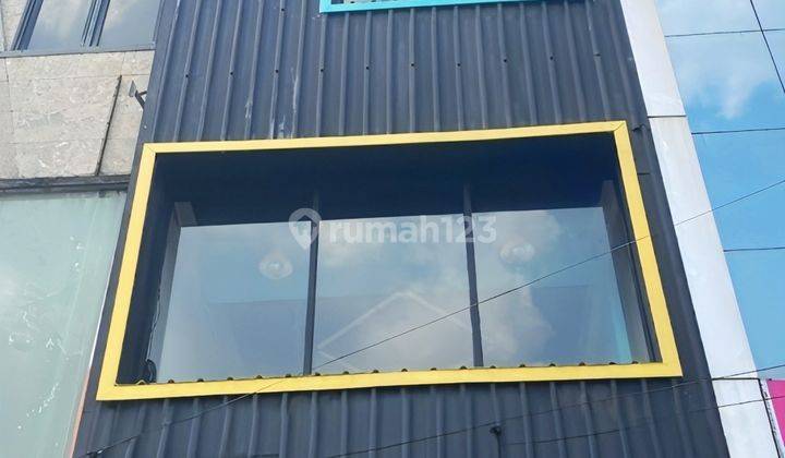 Ruko 3,5lantai kondisi rapi dan menguntungkan di area arteri pondok indah  2