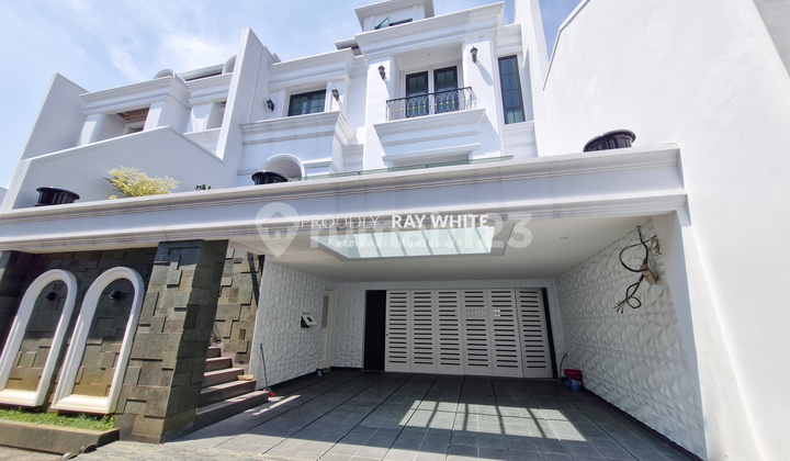 Brand New American Classic Design House in Cilandak Area, Strategic Location