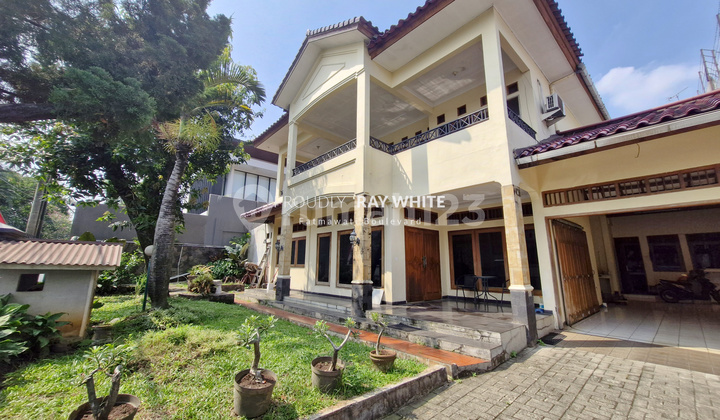 Rumah Siap Huni 2 Lantai Layout Lega Lokasi Premium Jakarta Selatan Rumah Siap Huni 2 Lantai Layout Lega Lokasi Premium Jakarta Selatan