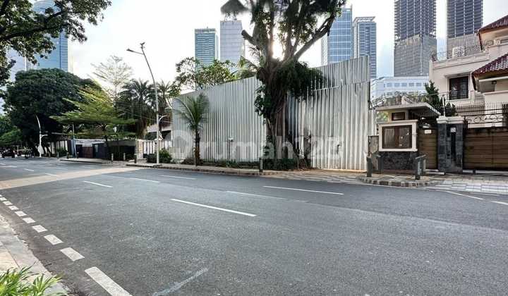 Menteng, Tanah Rata, Suitable for Residence or Business Near Plataran.