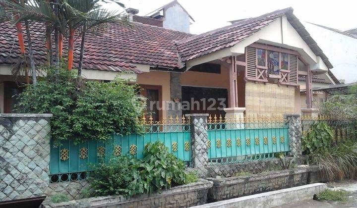 RUmah tinggal di komp jatiwaringin asri  1