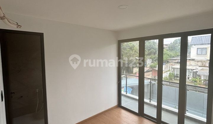 For sale. Alonica Hill Cilandak house. 2