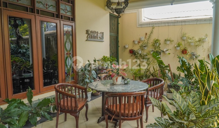 Serene House. 2 Floors. in Jagakarsa