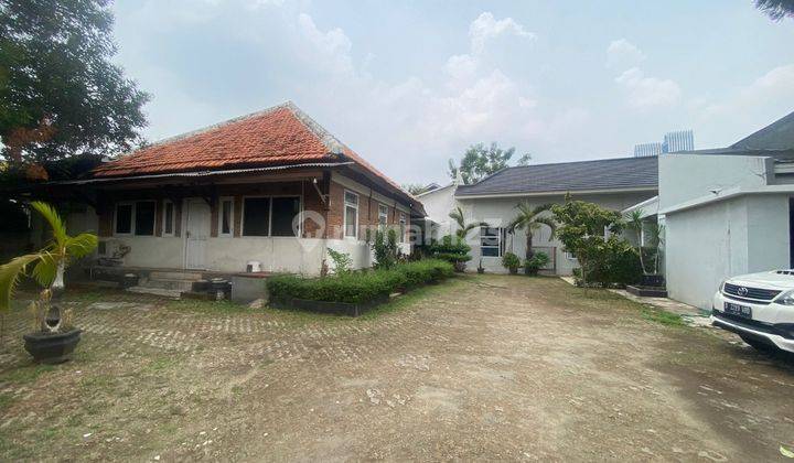 Rumah Luas Hitung Tanah Lokasi Strategis di Mampang, Jaksel 1