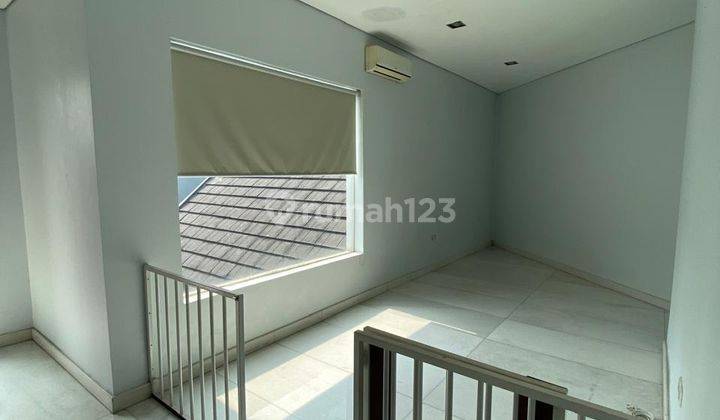 Rumah Mewah di Jatipadang Pejaten Barat, Shm, Private Pool 2