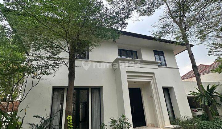 Disewakan Rumah Mewah di Kemang Private Compound, 5BR Dan Pool 1