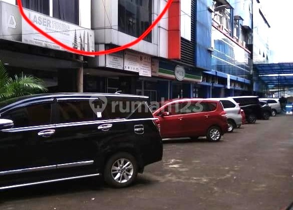 Attached Shophouse Below NJOP Price on Jl. Kramat Raya Senen Jakarta