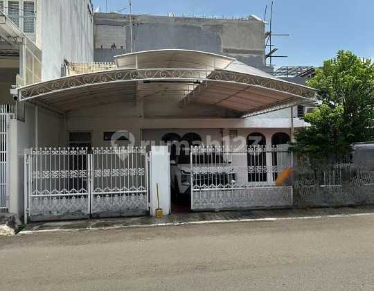 House in Kelapa Cengkir, Kelapa Gading, Jakarta House in Kelapa Cengkir, Kelapa Gading, Jakarta