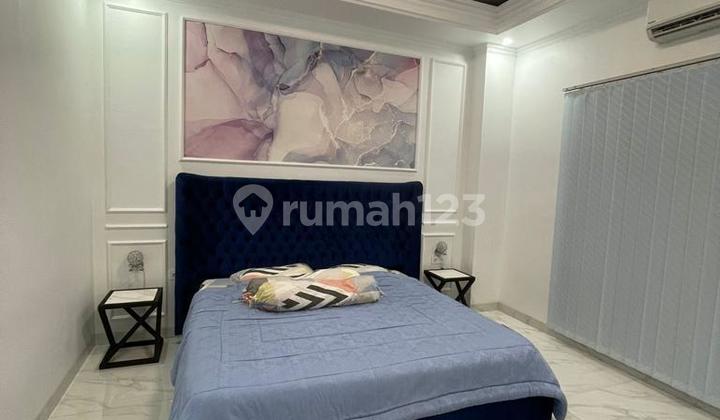 Rumah Mewah 3 Lantai Full Furnished di Rancho Indah Jakarta Selatan 2