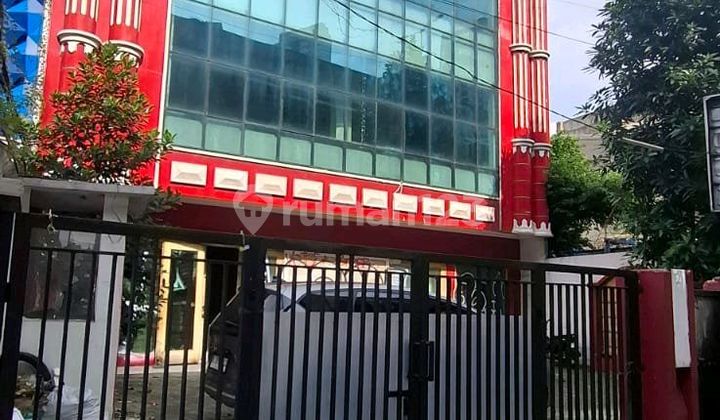 Ruang usaha seberang Ciputra World di Casablanca Jakarta Selatan Ruang usaha seberang Ciputra World di Casablanca Jakarta Selatan