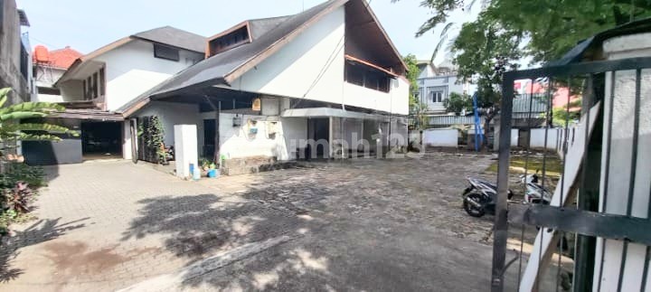 Rumah untuk Kantor Harga Dibawah NJOP di Zona Komersil Rawamangun Jakarta Timur