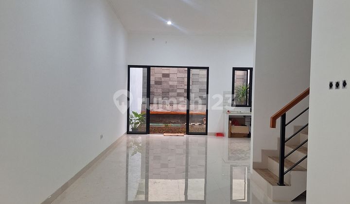 Rumah Baru Konsep Modern Minimalis Di Pondok Kelapa Jakarta Timur 2