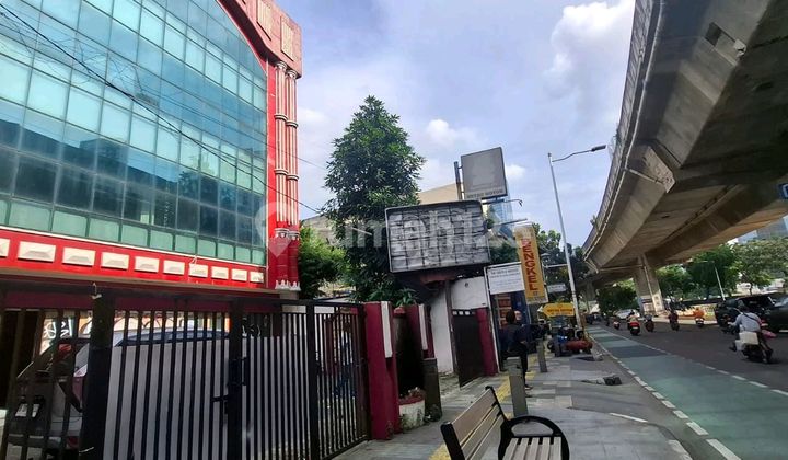 Ruang usaha seberang Ciputra World  di Casablanca Jakarta Selatan