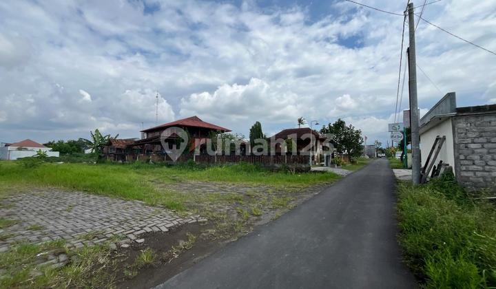 Near UGM and Al Azhar High School, Land at Damai Street, Kaliurang Km 8, Yogyakarta