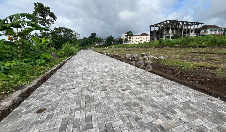 400 Meter Kampus UII Jogja, Tanah Kaliurang Prospek Kost, Jalan Lebar