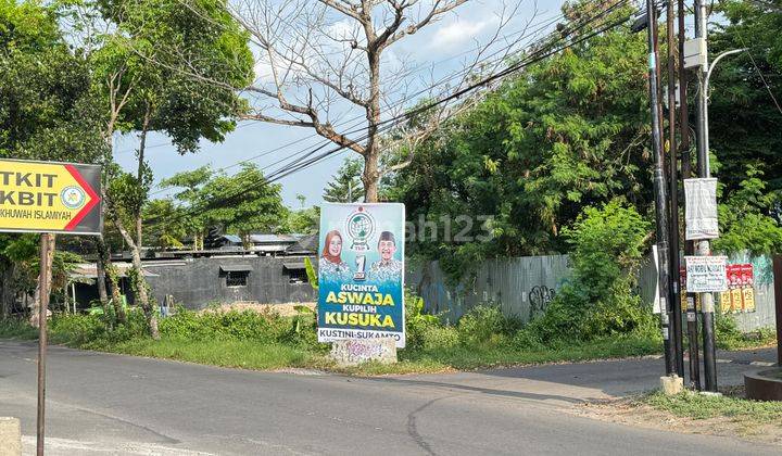 Dekat Bandara Adisucipto Jogja, Tanah SHM Purwomartani, Mobil Papasan 2