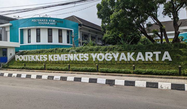 Dekat Tugu Jogja Dan Kampus Stpn Pertanahan Banyuraden 2