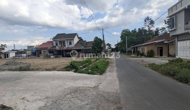 Area Kampus Unriyo Jl Tajem Jogja, Akses Dekat Ringroad 1