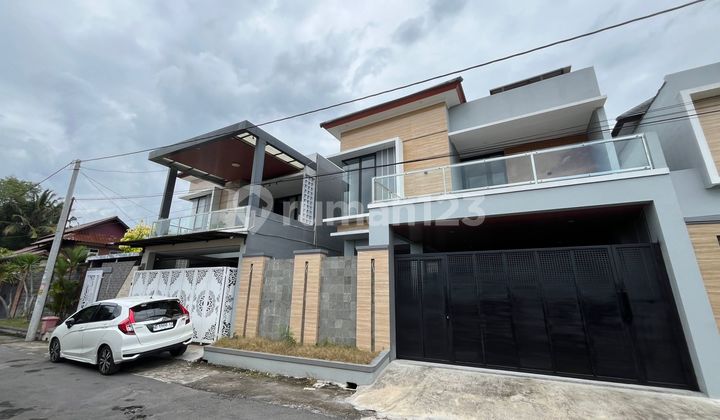 Fully Furnished, House Near UGM on Kaliurang Km 10, Type 175 2