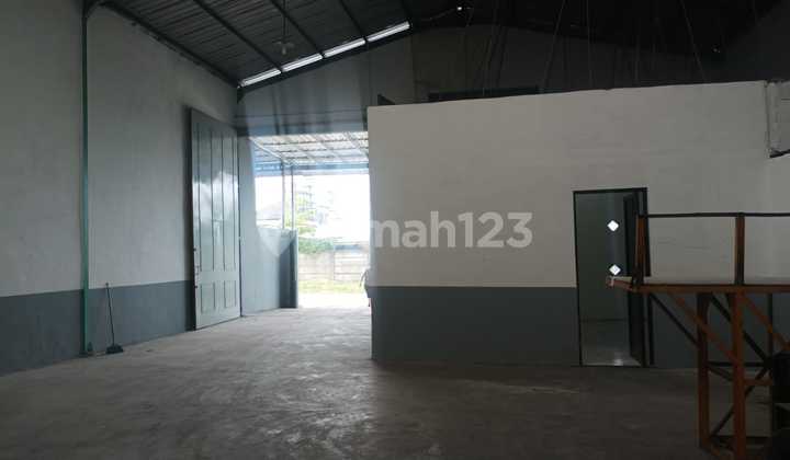 Di Sewakan Murah Gudang Mabar Estate Siap Pakai Di Sewakan Murah Gudang Mabar Estate Siap Pakai