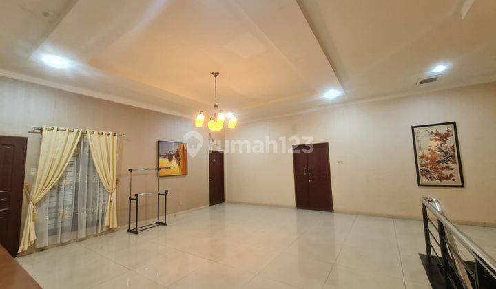 Disewa Murah Villa Mewah Cemara Asri Medan 1