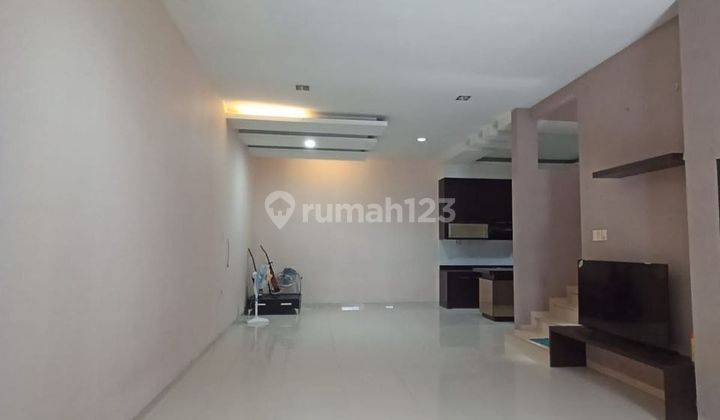 Villa Dijual Kondisi Terawat Cemara Asri Jalan Azalea 1 1