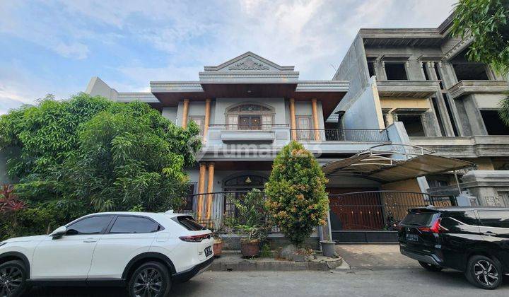 Di Jual Villa Jumbo Mewah Siap Huni Cemara Asri 1