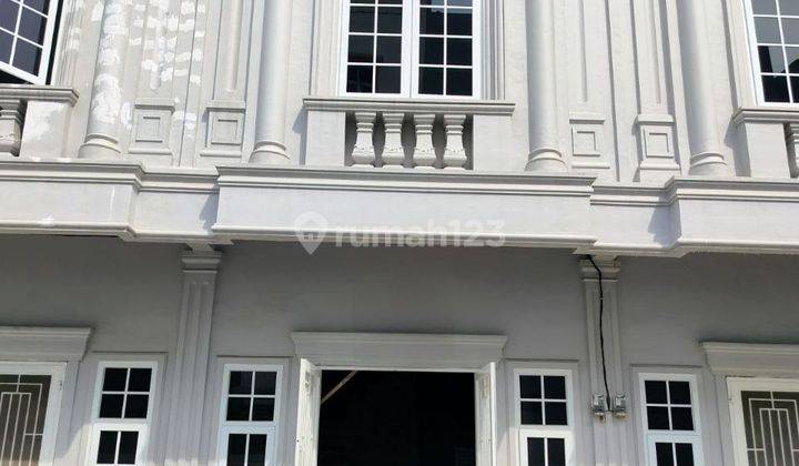 Dijual Town House Krakatau Komplek Mados Royal Suite 1