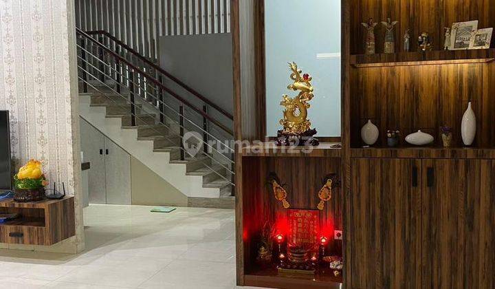 Dijual Cepat Villa Sudut Komplek Grand Cemara 2