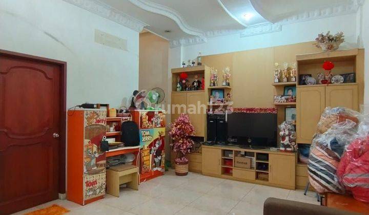 Villa Mewah Dan Nyaman Dijual Cemara Asri Jl. Anggur 1