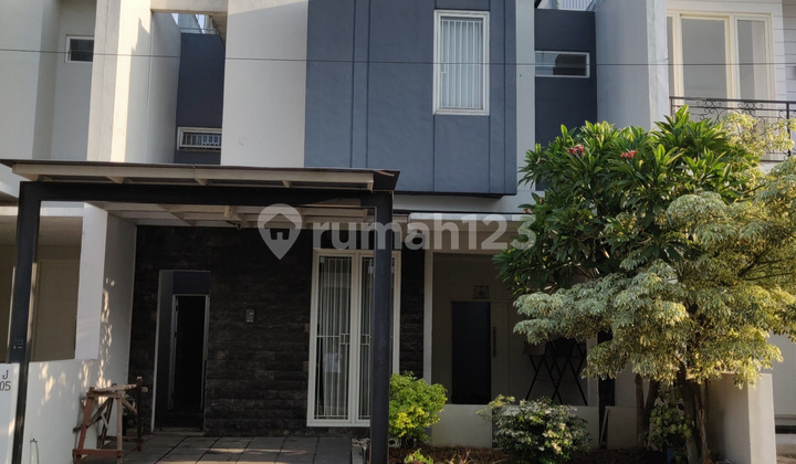Rumah Modern Di PERUMAHAN ELITE THE GAYUNGSARI Surabaya