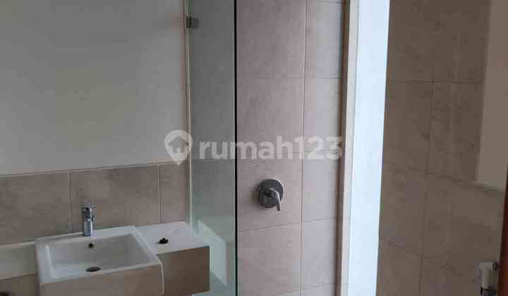 Rumah Modern Graha Natura Cluster Edenia Surabaya 2