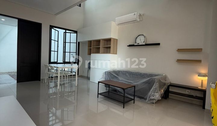 New White House Dian Palace House 1