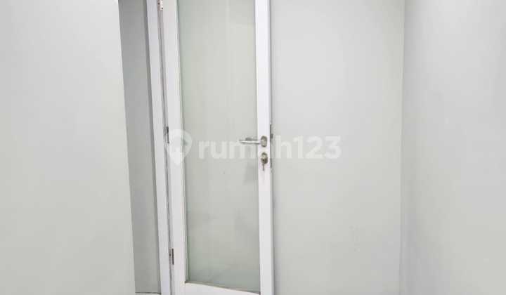 Strategic Shop House in the City Center, New and Ready to Use 2