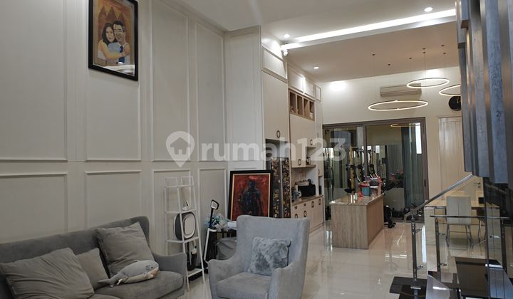 Rumah Minimalis Pakuwon Indah - Villa Bukit Regency (Ann)