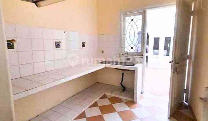 Rumah Minimalis Tenggilis Utara Surabaya 2