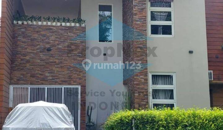 Cluster Terdepan Villa Valensia Pakuwon Indah Surabaya Barat 1