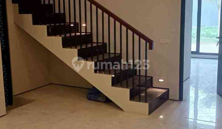 Modern House WOODLAND CITRALAND West Surabaya 2