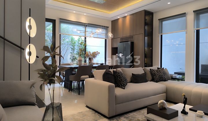 Tropical Modern House Moissanite Citraland Surabaya 2