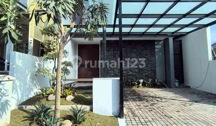 Gress Rumah Palma Grandia - Citraland Utara Gress Rumah Palma Grandia - Citraland Utara