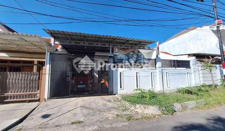 Rumah Minimalis Di Darmo Permai Selatan Surabaya Rumah Minimalis Di Darmo Permai Selatan Surabaya