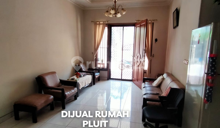 Rumah Unfurnished Pluit SHM Dijual Cepat