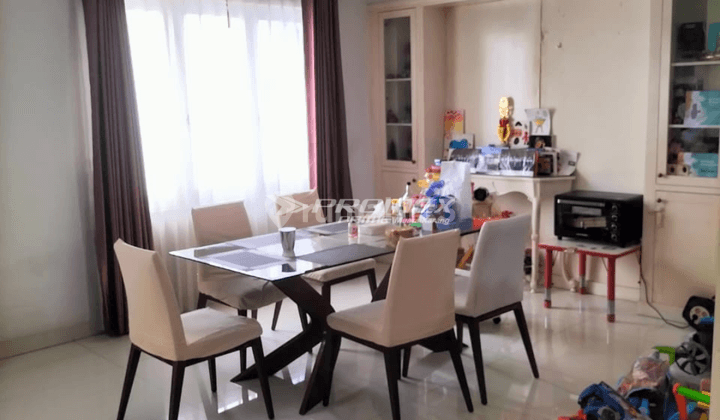 Rumah semi furnished di BGM Pantai Indah Kapuk, Jakarta Utara 2