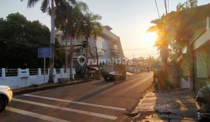 Rumah 2 Lantai Luas di Pinggir Jalan Muara Karang 1